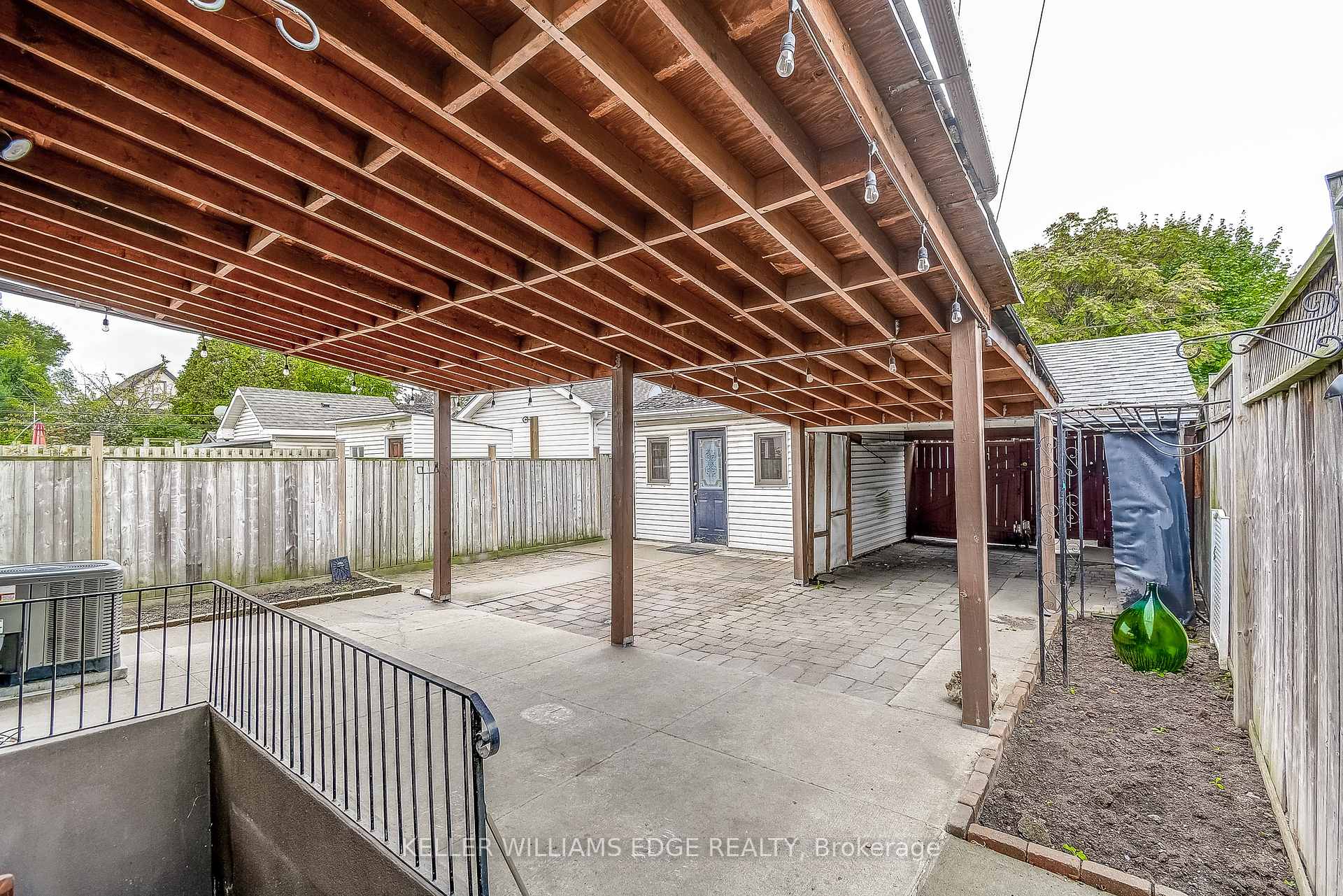 Photo 31 of 235 Emerald Street N, Hamilton, Landsdale — HOMEH
