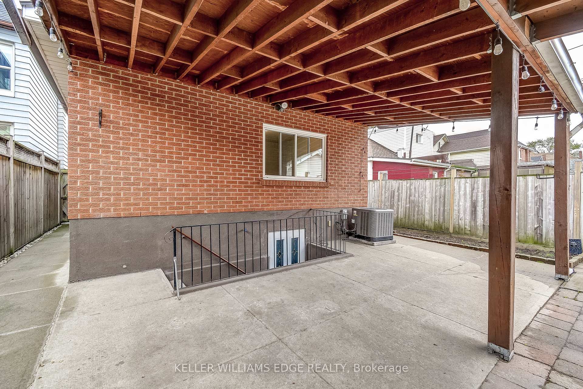Photo 32 of 235 Emerald Street N, Hamilton, Landsdale — HOMEH