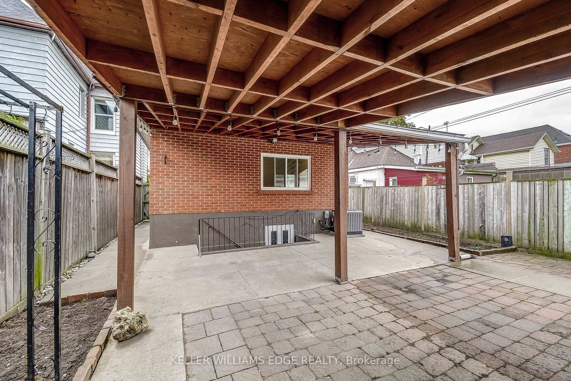 Photo 33 of 235 Emerald Street N, Hamilton, Landsdale — HOMEH