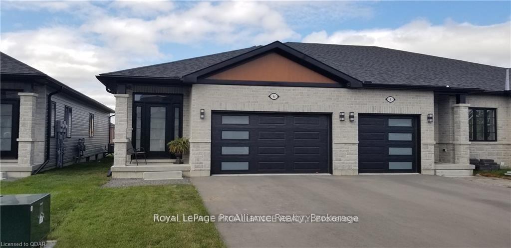 Photo 2 of 6 Primrose Crescent, Belleville, Thurlow Ward — HOMEH