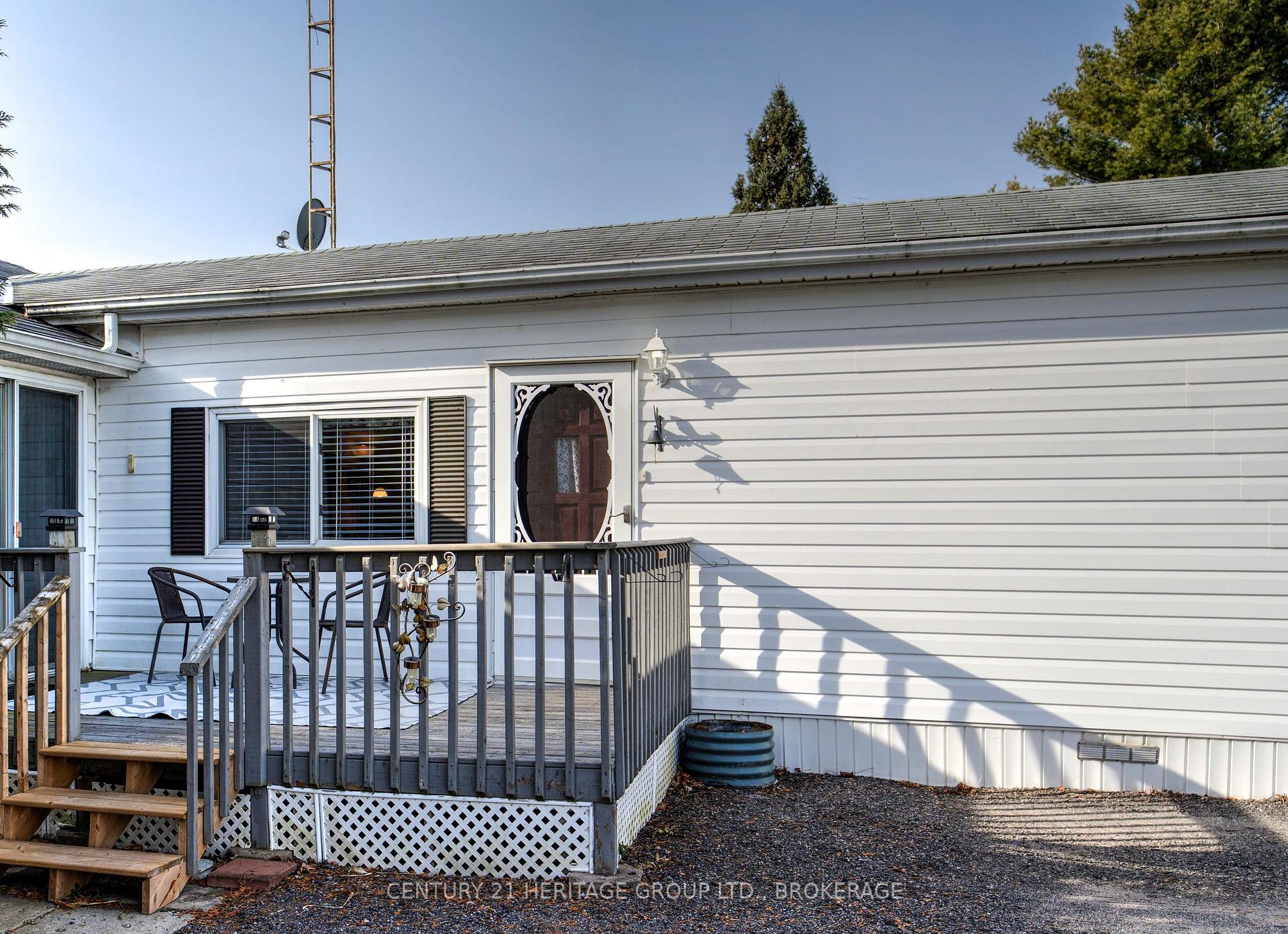 Photo 2 of 4421 Front Street, Frontenac, Frontenac South — HOMEH