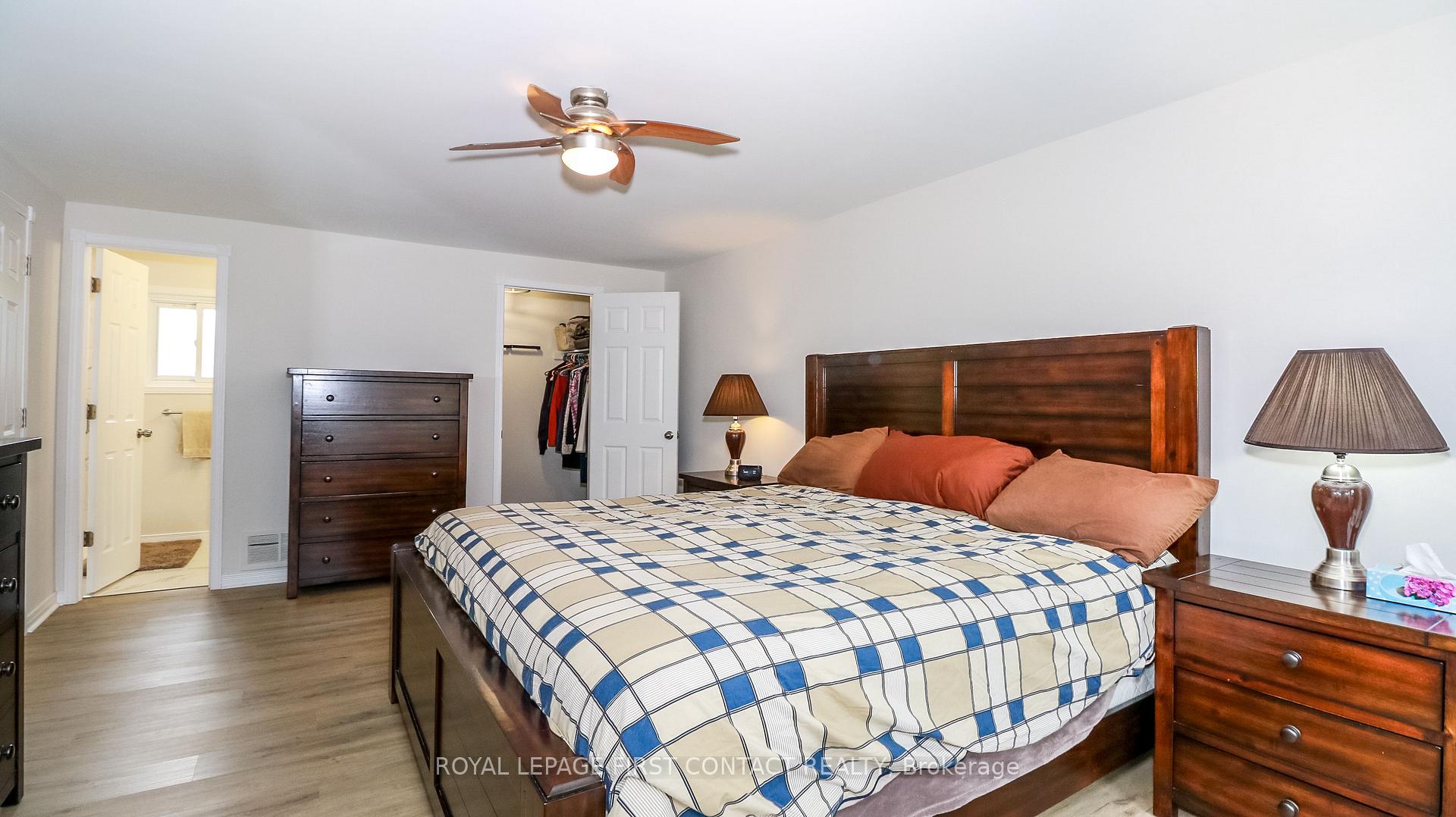 Photo 29 of 228 Browning Trail, Barrie, Letitia Heights — HOMEH
