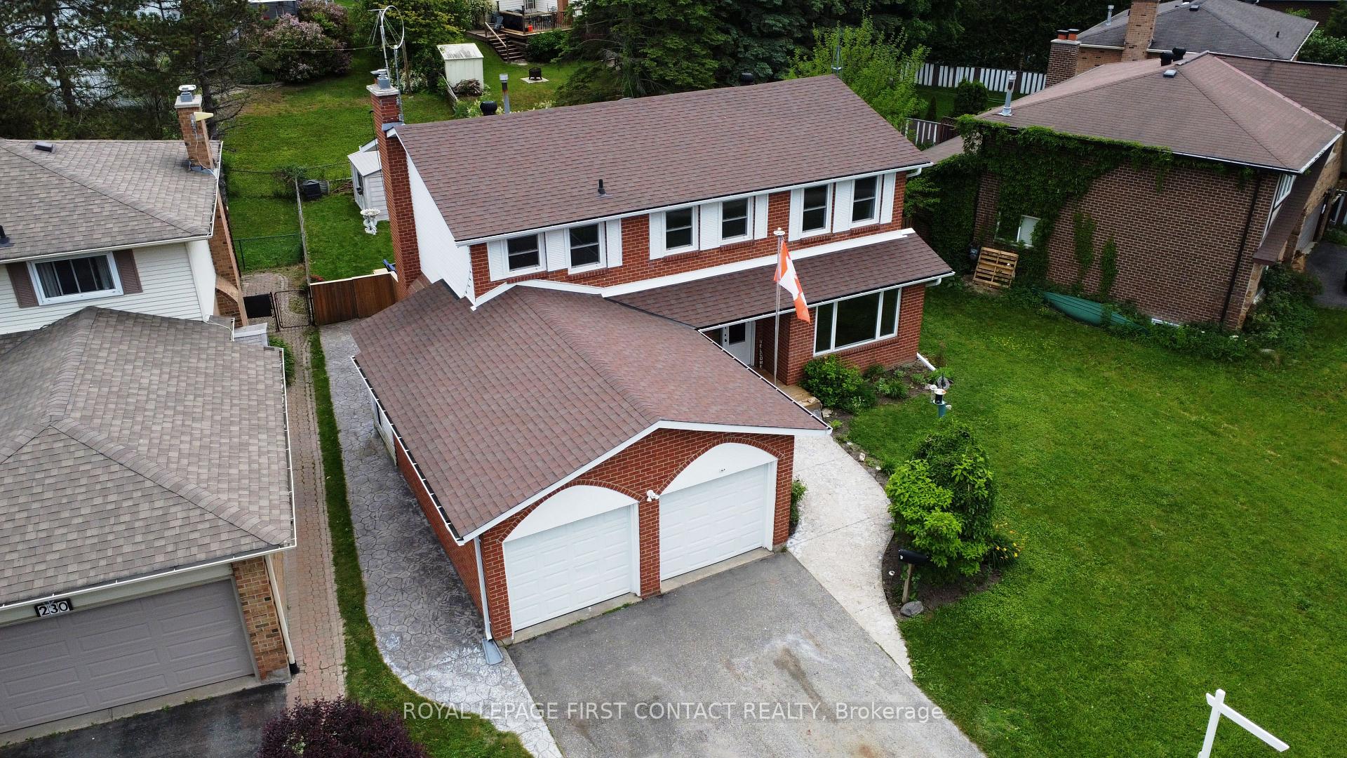 Photo 37 of 228 Browning Trail, Barrie, Letitia Heights — HOMEH