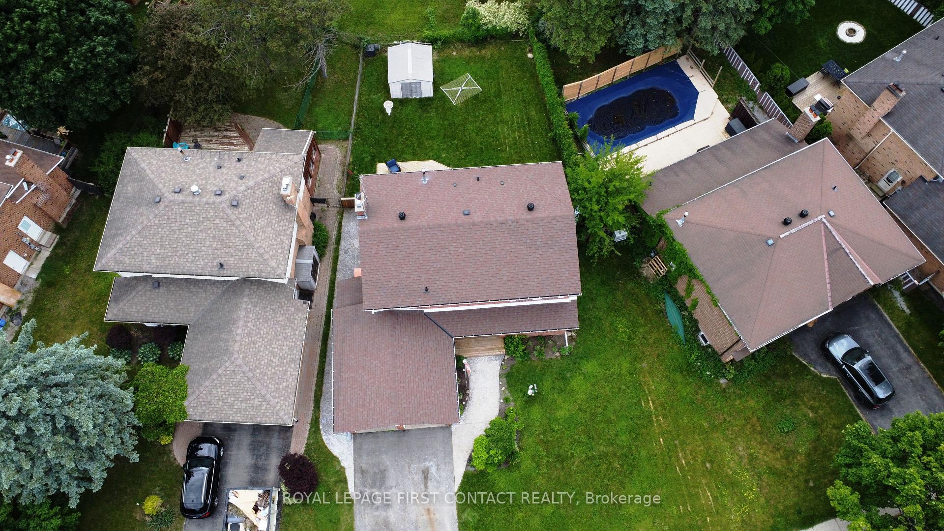 Photo 38 of 228 Browning Trail, Barrie, Letitia Heights — HOMEH