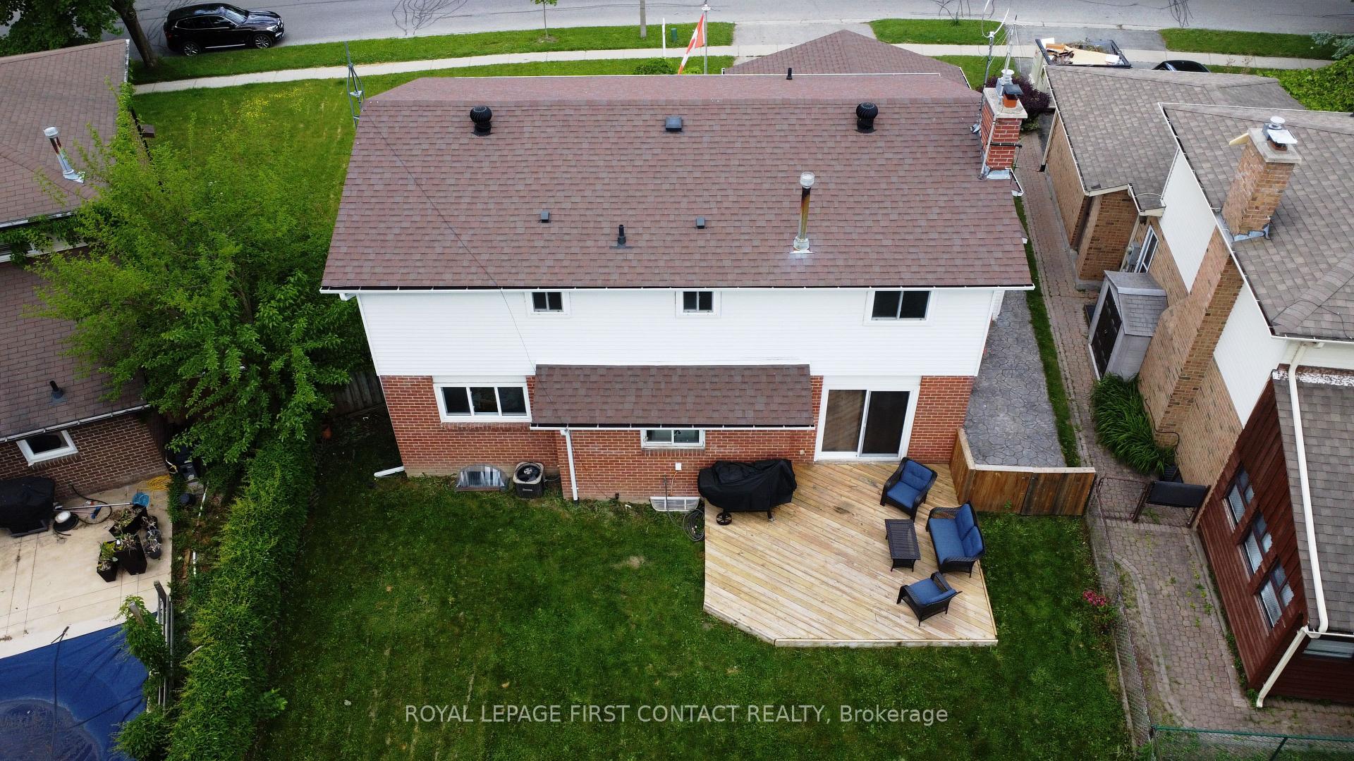 Photo 39 of 228 Browning Trail, Barrie, Letitia Heights — HOMEH
