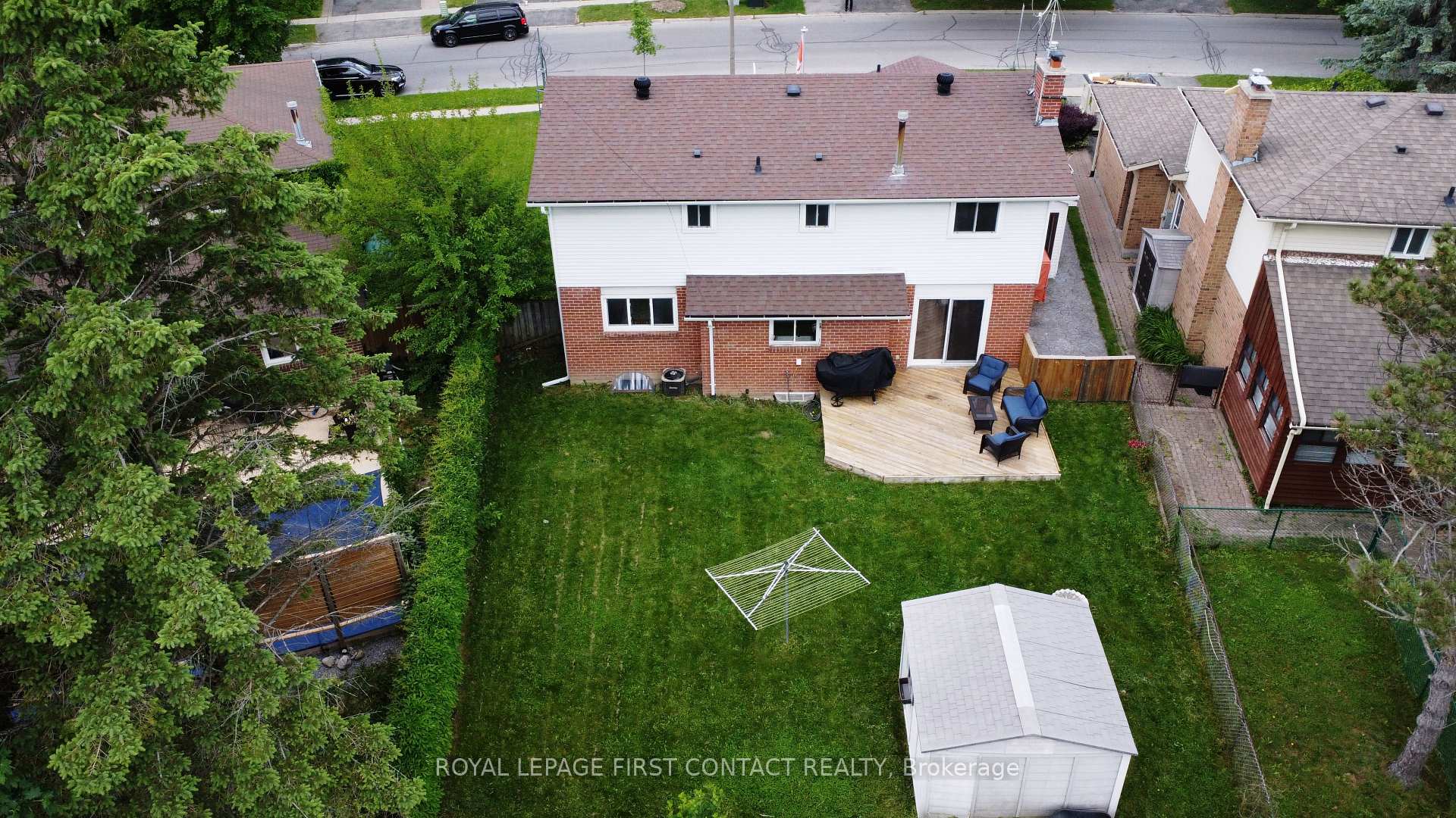 Photo 40 of 228 Browning Trail, Barrie, Letitia Heights — HOMEH