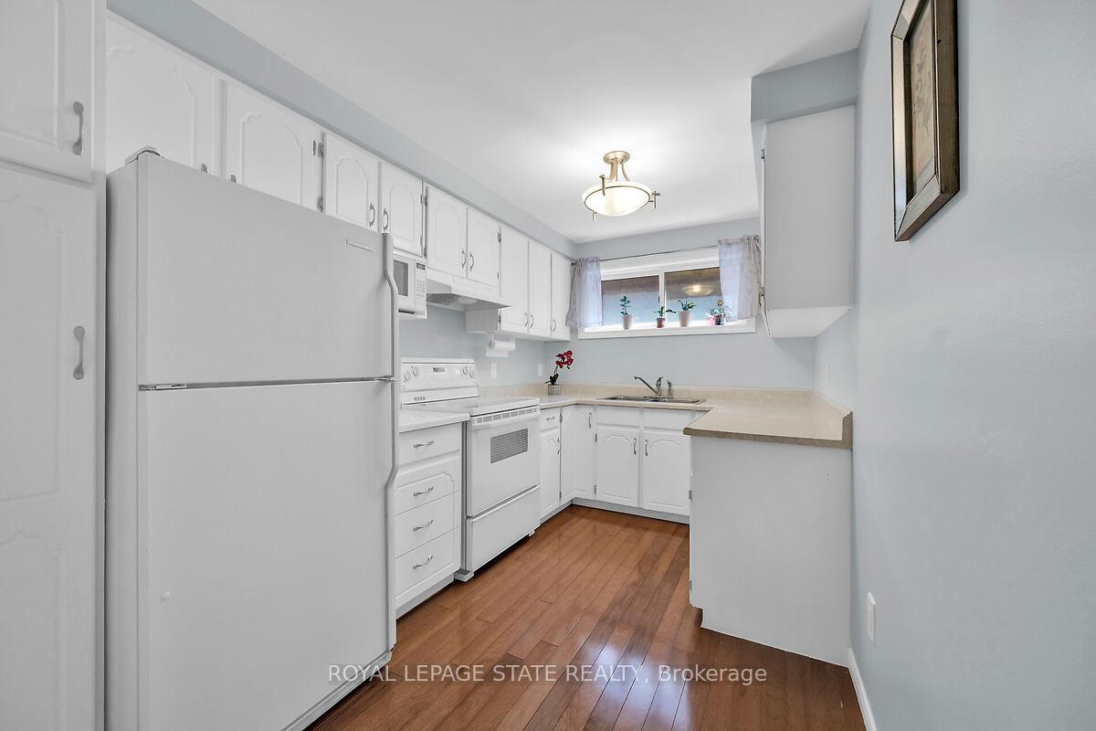 Photo 23 of 4 Bing Crescent, Hamilton, Stoney Creek — HOMEH
