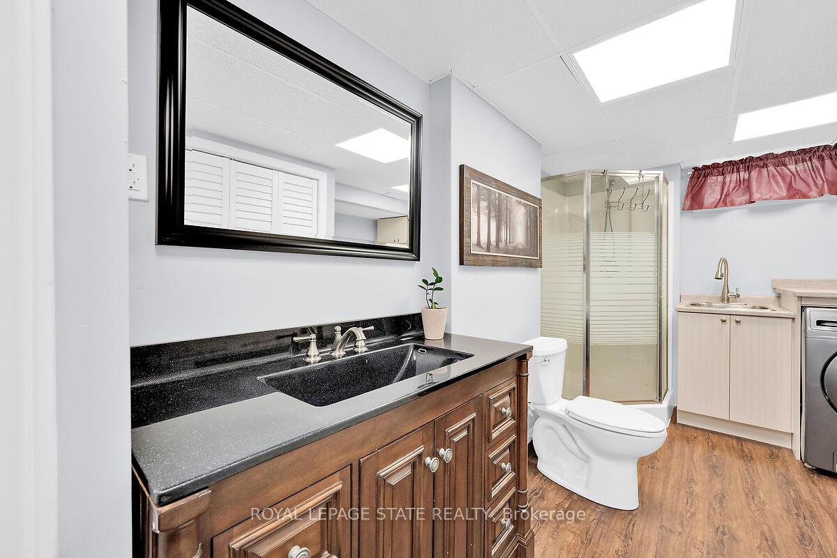 Photo 32 of 4 Bing Crescent, Hamilton, Stoney Creek — HOMEH