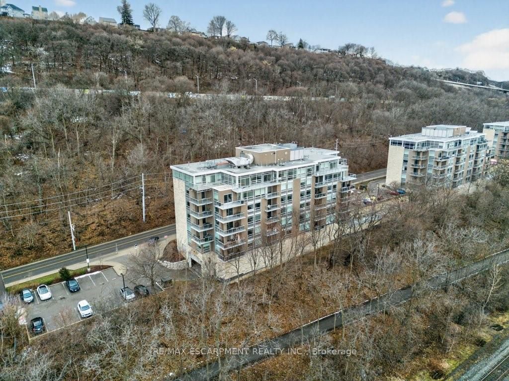 Photo 95 of Unit 209, 479 Charlton Avenue E, Hamilton, Stinson — HOMEH