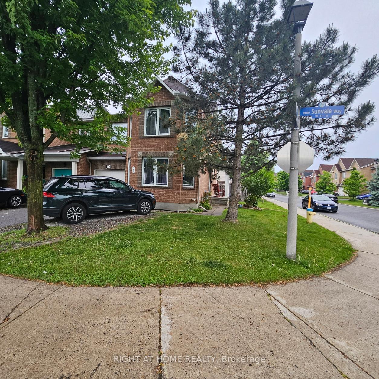 Photo 1 of 74 Sunvale Way, Ottawa, Barrhaven East — HOMEH