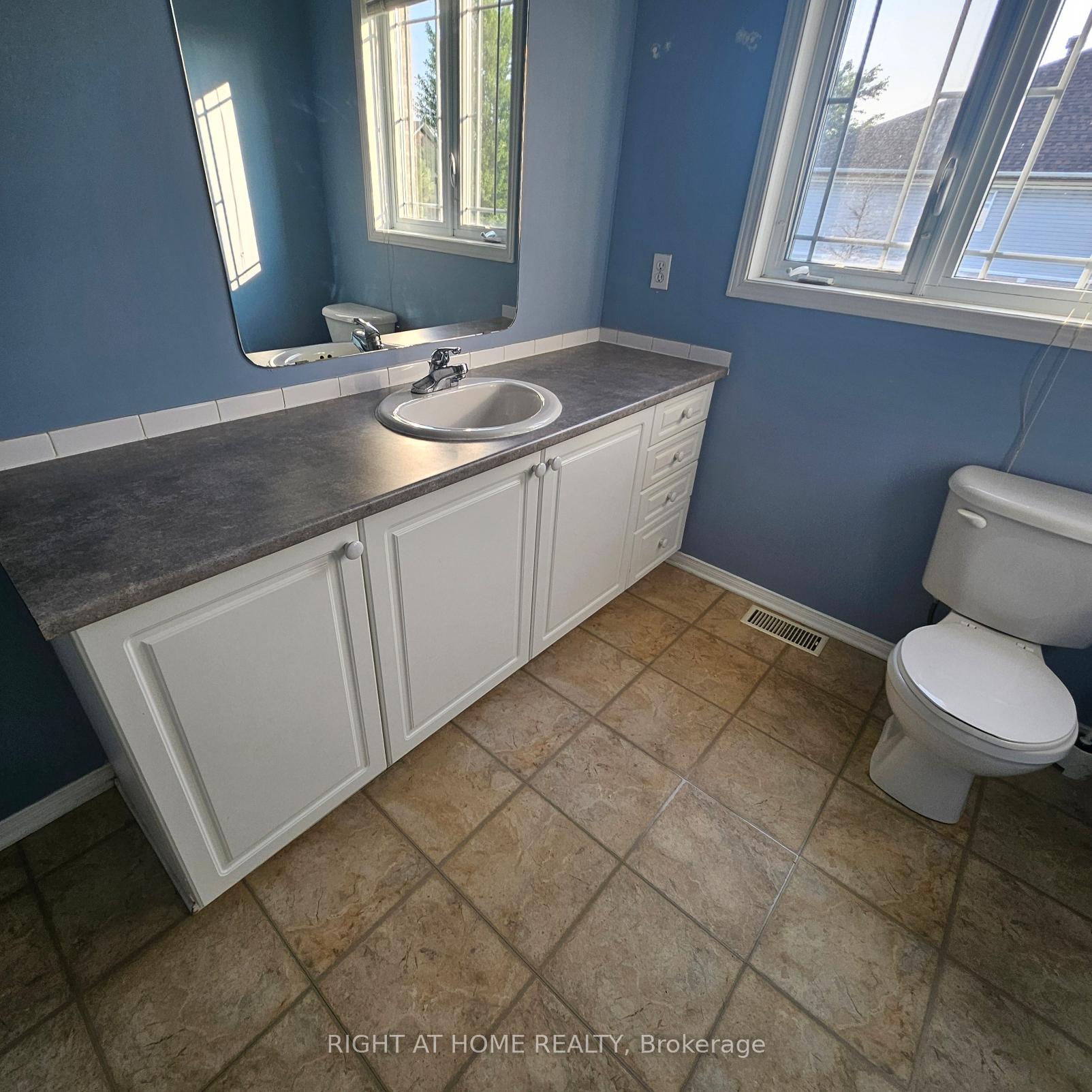 Photo 15 of 74 Sunvale Way, Ottawa, Barrhaven East — HOMEH