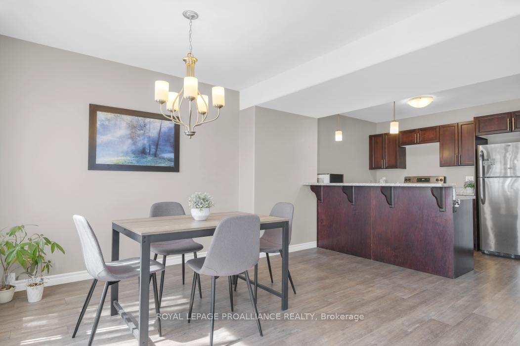 Photo 17 of 35 Mountain Ash Drive, Belleville, Thurlow Ward — HOMEH