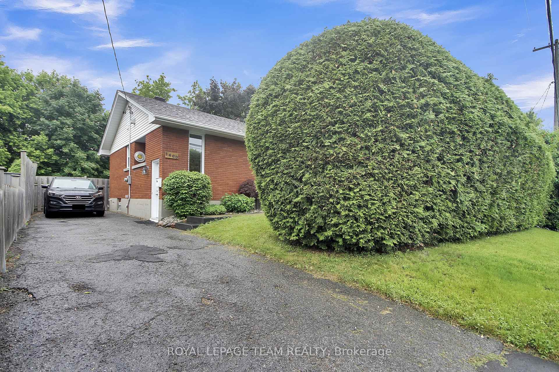 Photo 3 of 1460 Raven Avenue, Ottawa, Carlington — HOMEH