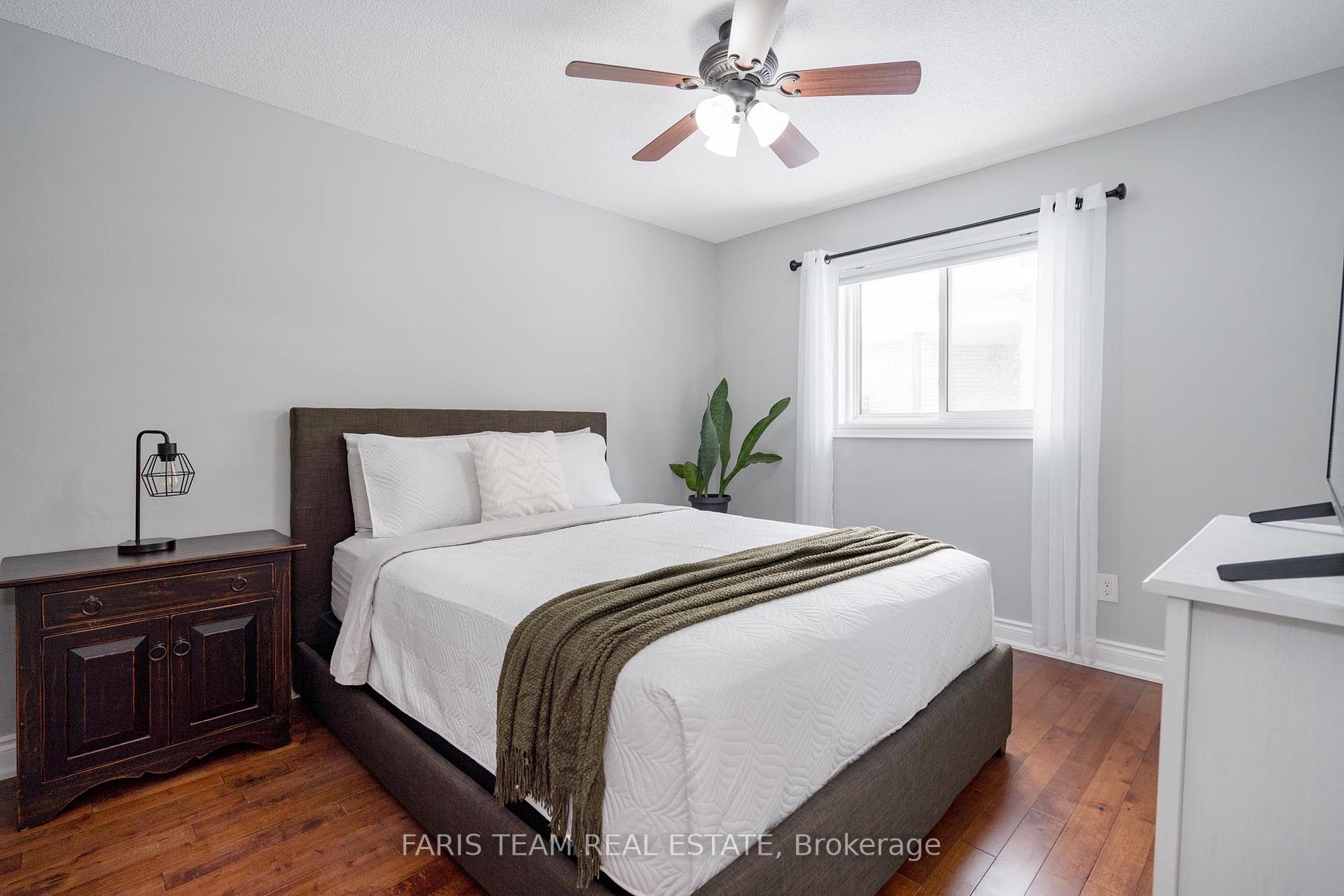 Photo 15 of 38 Summerset Drive, Barrie, Ardagh — HOMEH