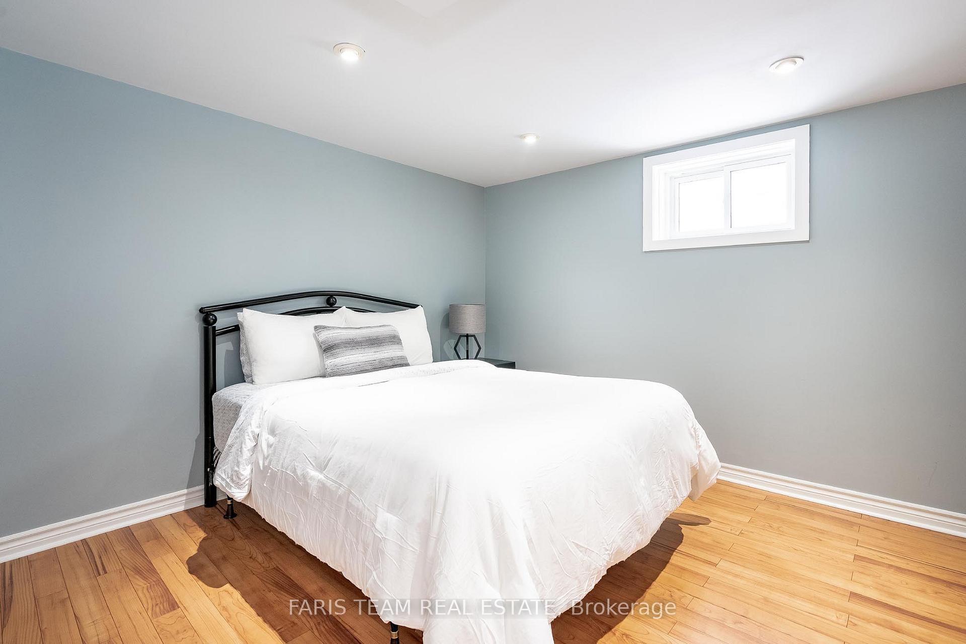Photo 23 of 38 Summerset Drive, Barrie, Ardagh — HOMEH