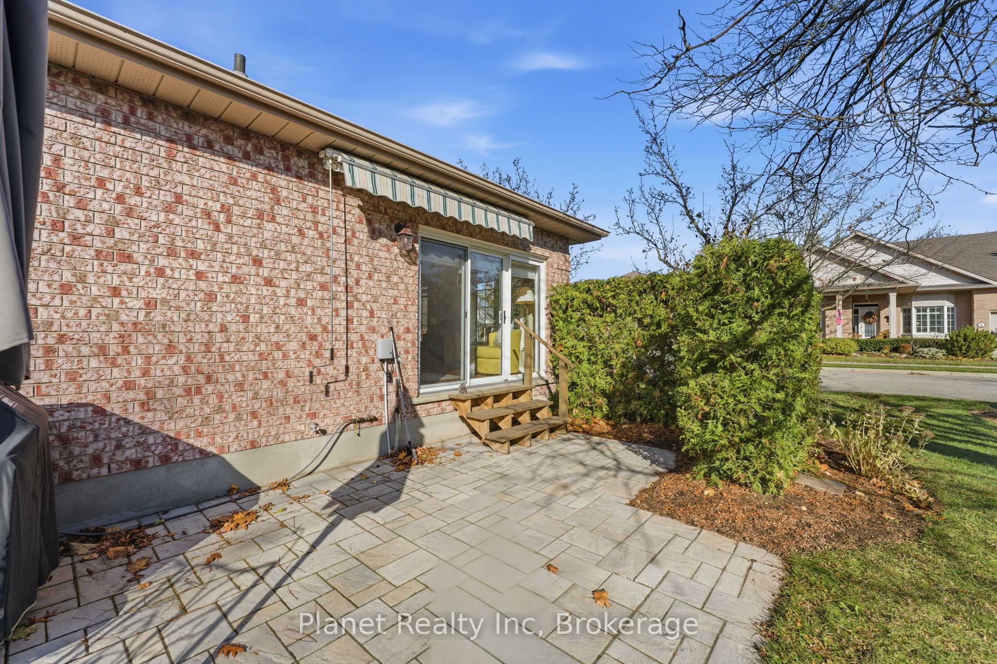 Photo 54 of 2 Sprucehaven Court, Guelph, Village By The Arboretum — HOMEH