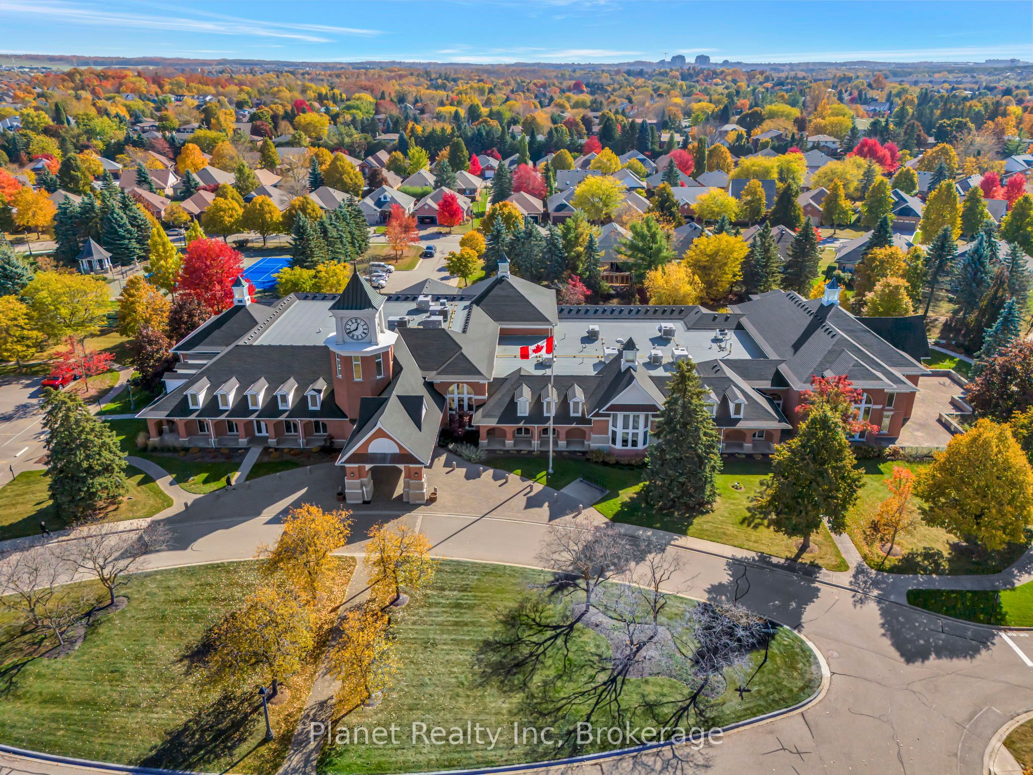 Photo 56 of 2 Sprucehaven Court, Guelph, Village By The Arboretum — HOMEH
