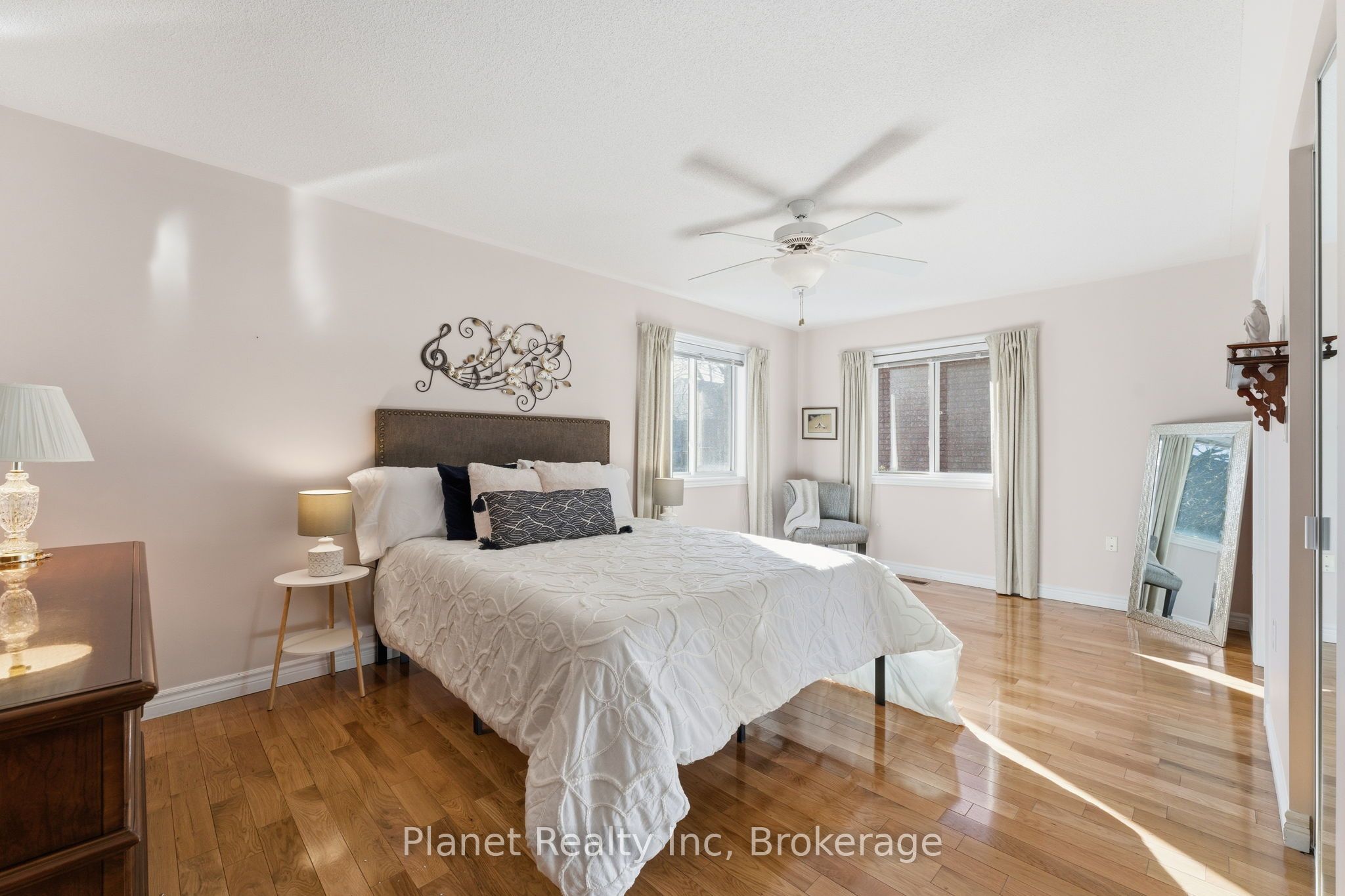 Photo 46 of 2 Sprucehaven Court, Guelph, Village By The Arboretum — HOMEH