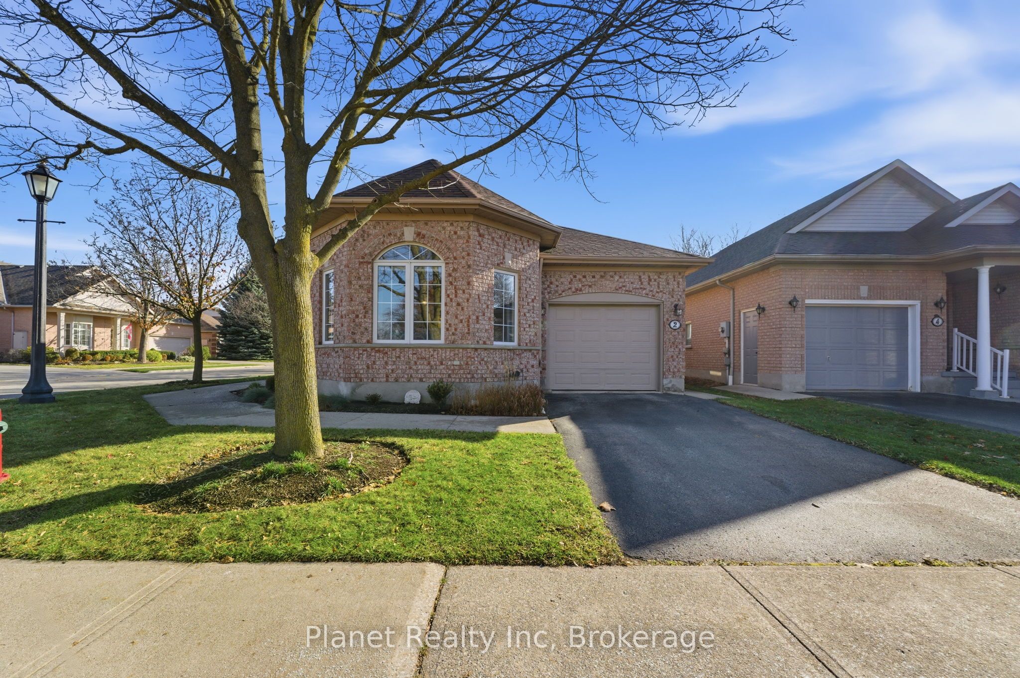 Photo 32 of 2 Sprucehaven Court, Guelph, Village By The Arboretum — HOMEH