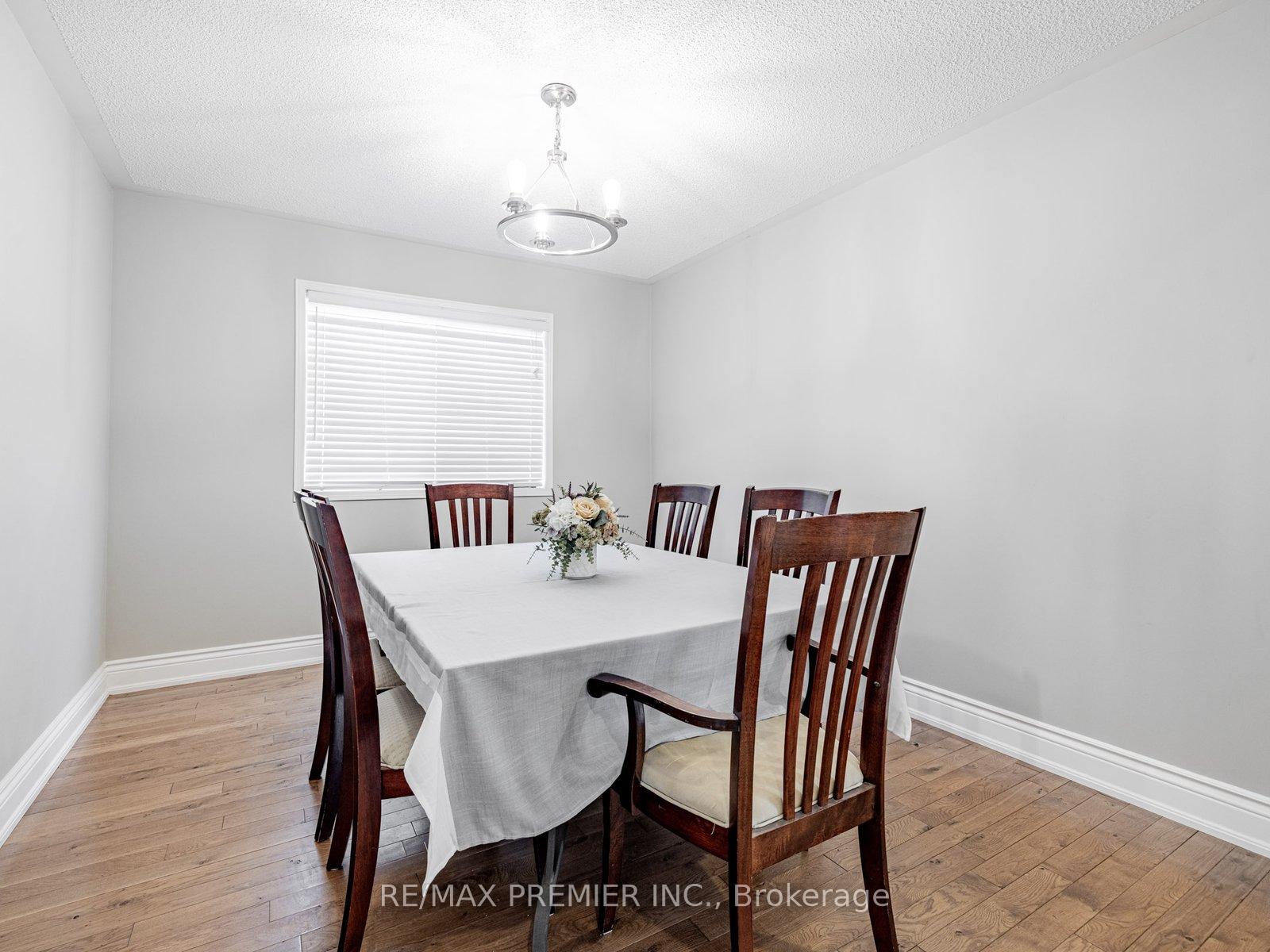 Photo 15 of 118 Tunbridge Road, Barrie, Georgian Drive — HOMEH