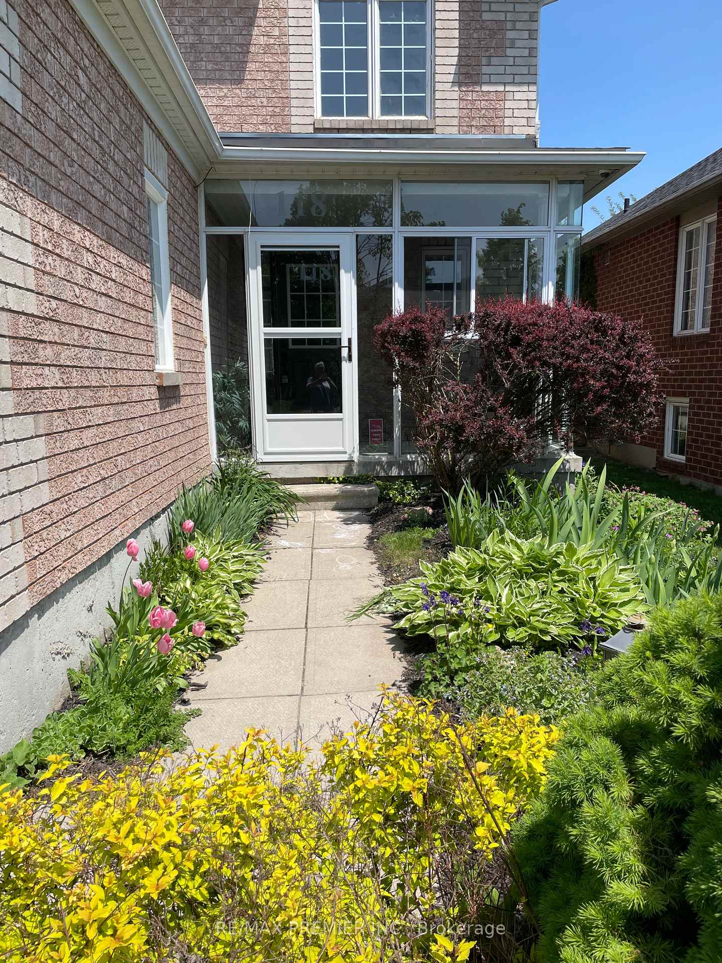 Photo 28 of 118 Tunbridge Road, Barrie, Georgian Drive — HOMEH