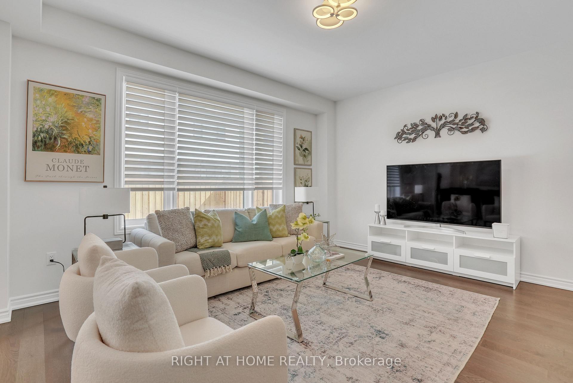Photo 9 of 128 Durham Avenue, Barrie, Rural Barrie Southeast — HOMEH