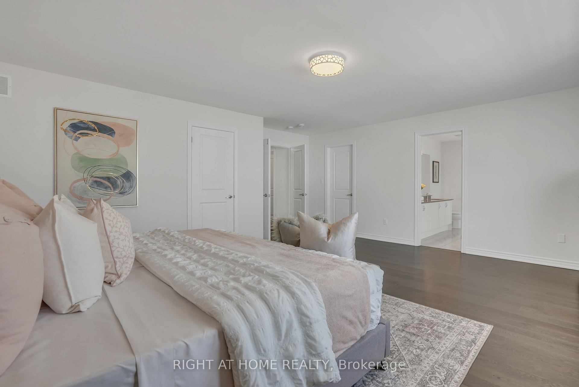 Photo 23 of 128 Durham Avenue, Barrie, Rural Barrie Southeast — HOMEH