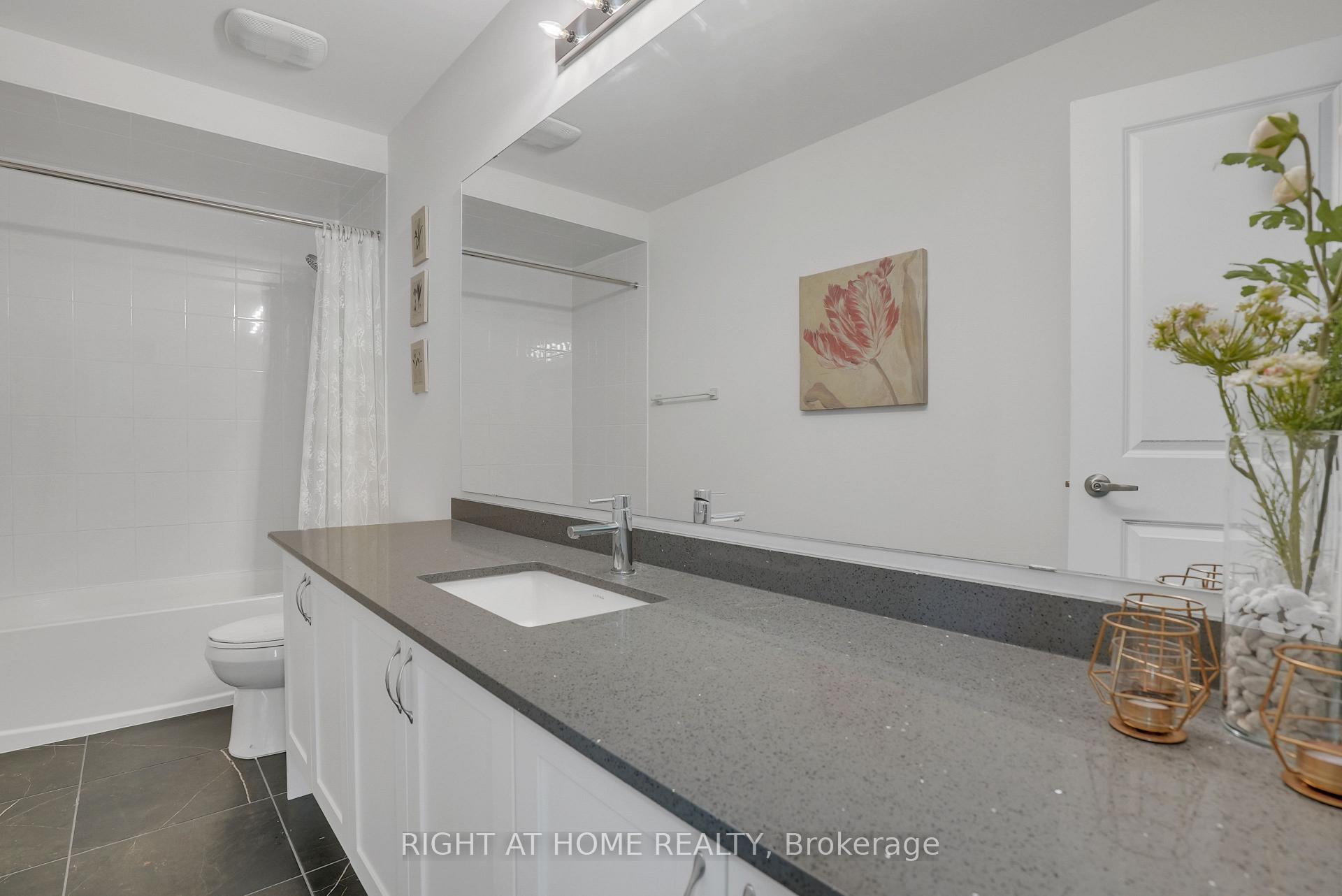 Photo 26 of 128 Durham Avenue, Barrie, Rural Barrie Southeast — HOMEH