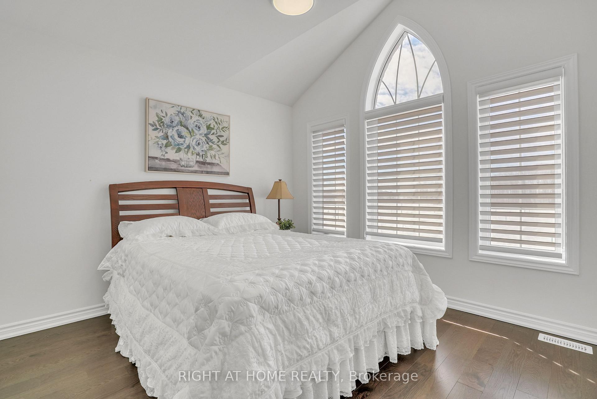Photo 28 of 128 Durham Avenue, Barrie, Rural Barrie Southeast — HOMEH