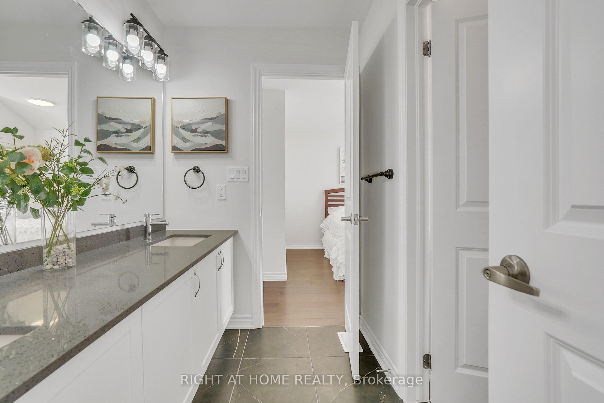 Photo 29 of 128 Durham Avenue, Barrie, Rural Barrie Southeast — HOMEH