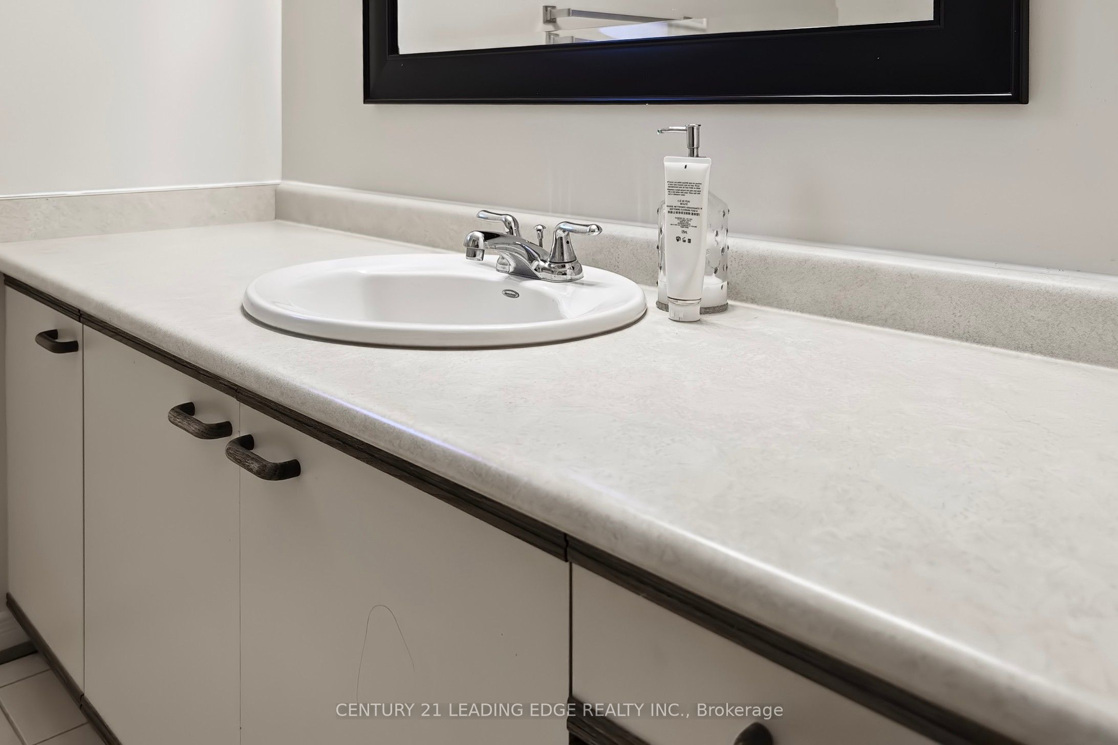 Photo 79 of 73 Hullrick Drive, Etobicoke, West Humber-Clairville — HOMEH