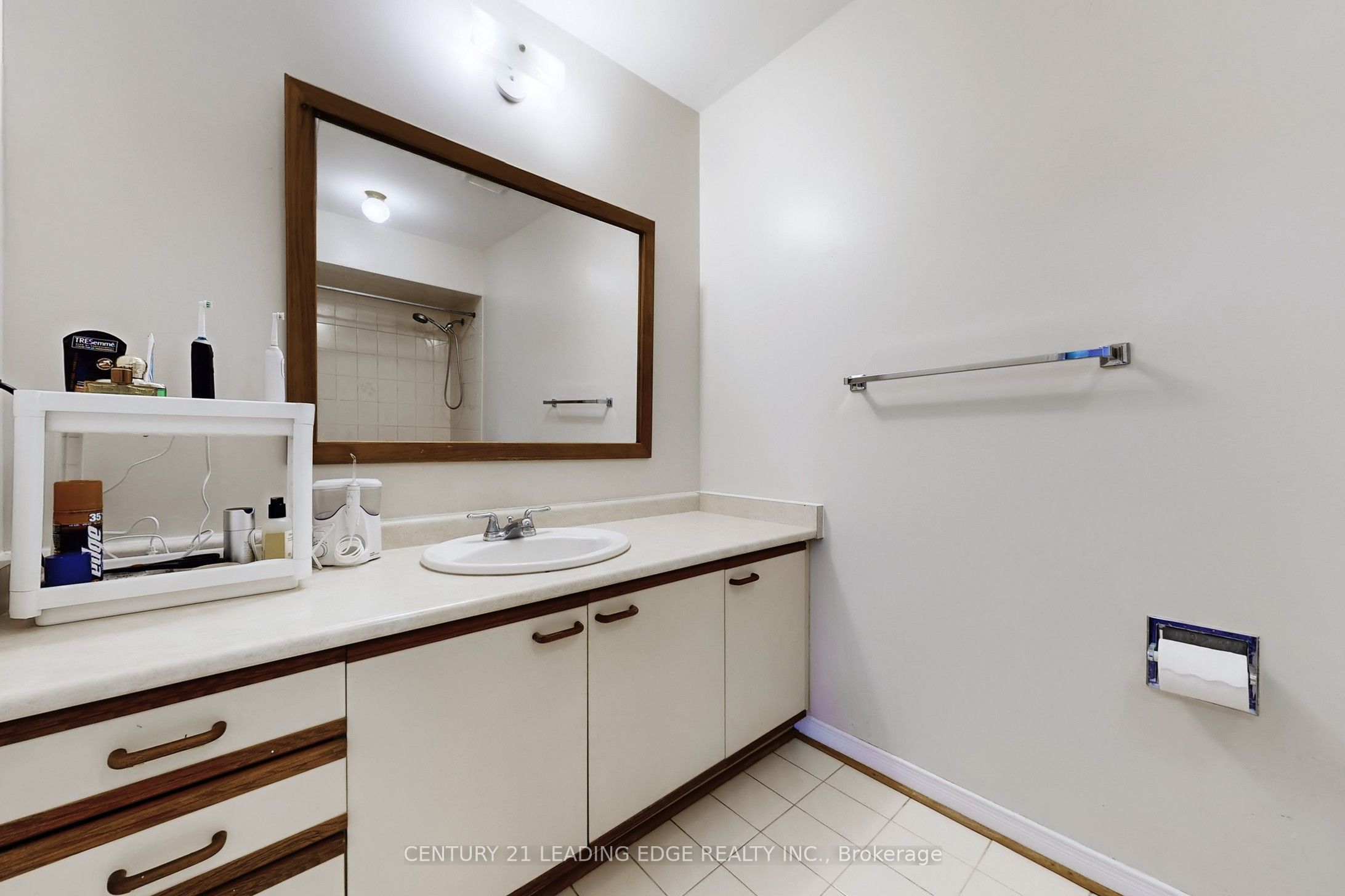 Photo 68 of 73 Hullrick Drive, Etobicoke, West Humber-Clairville — HOMEH