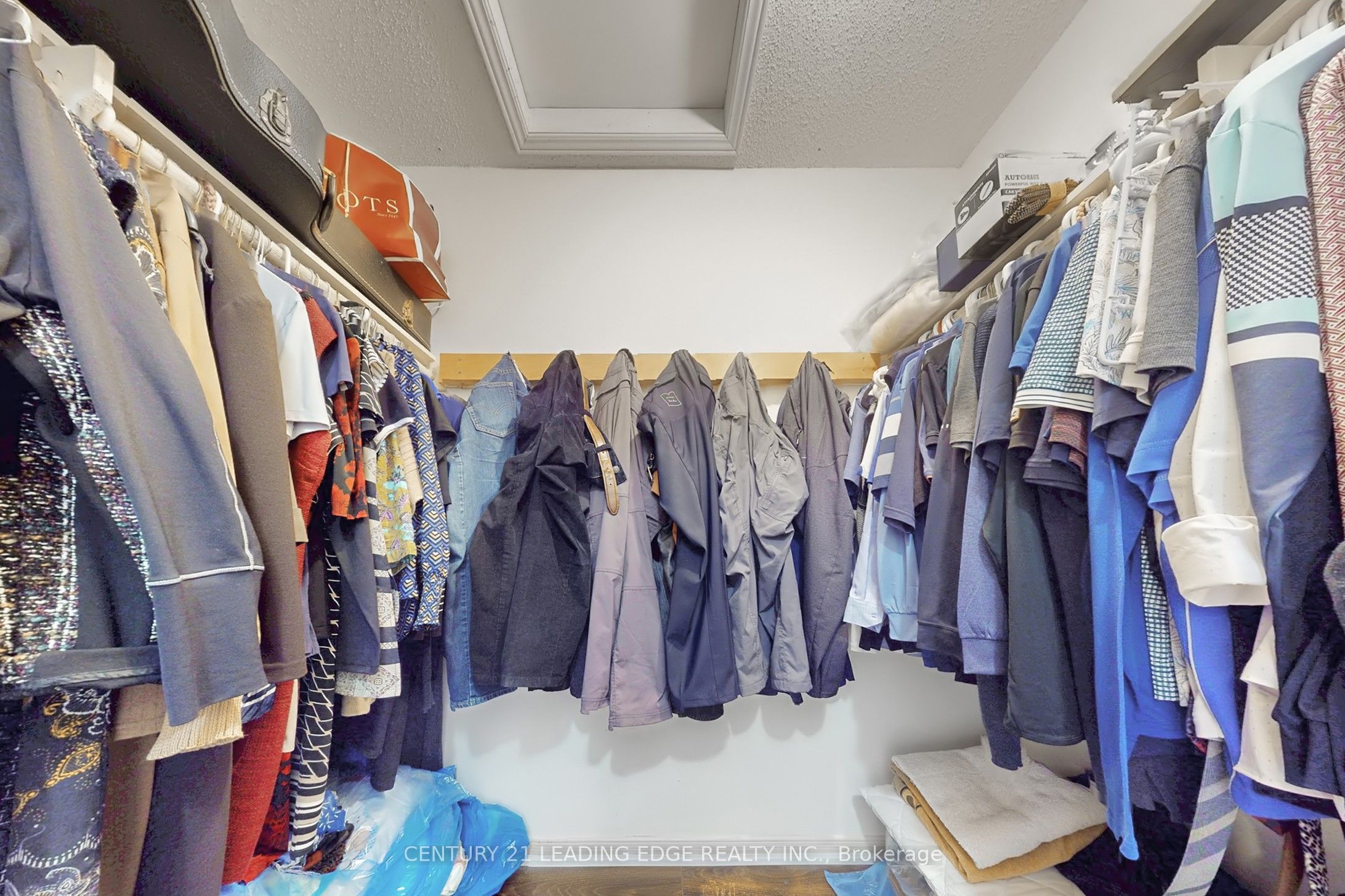 Photo 67 of 73 Hullrick Drive, Etobicoke, West Humber-Clairville — HOMEH