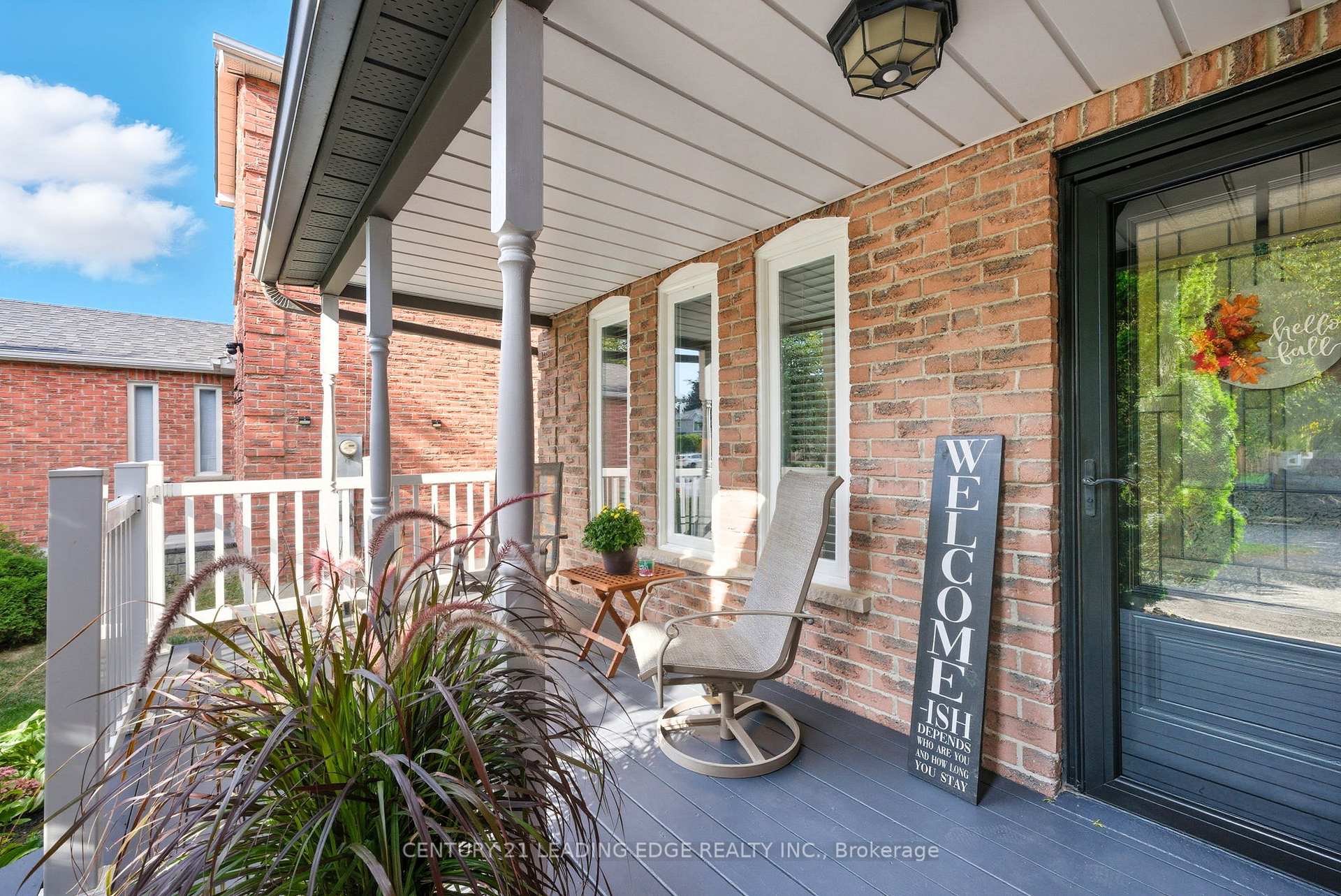 Photo 3 of 85 Large Crescent, Ajax, Central West — HOMEH