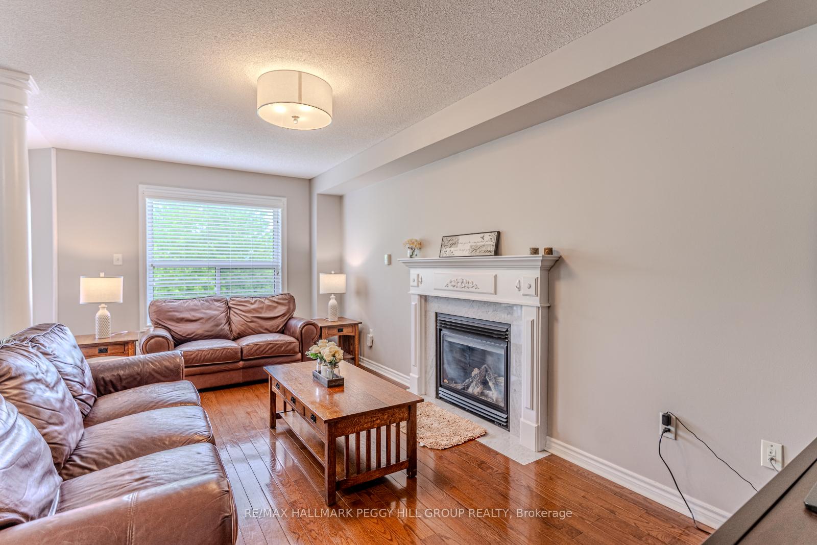 Photo 9 of 20 Dunnett Drive, Barrie, Ardagh — HOMEH