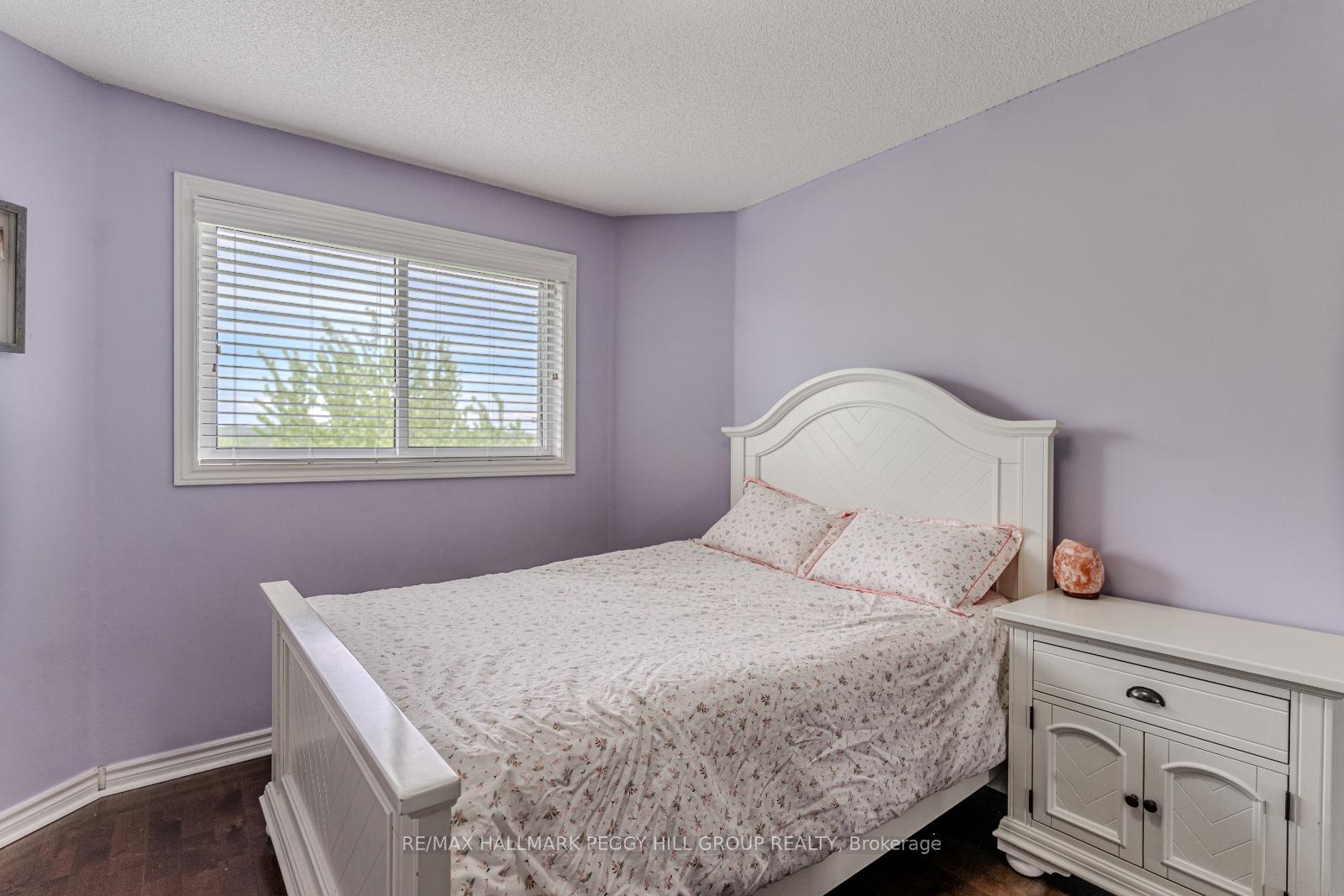 Photo 17 of 20 Dunnett Drive, Barrie, Ardagh — HOMEH