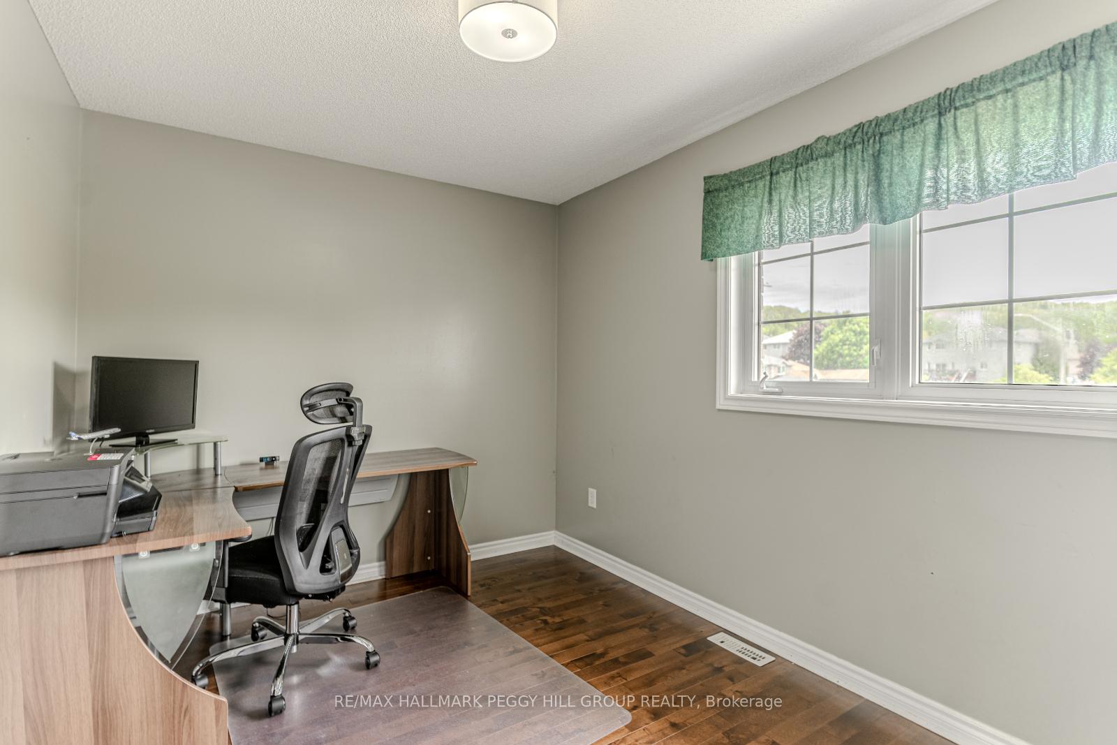 Photo 19 of 20 Dunnett Drive, Barrie, Ardagh — HOMEH
