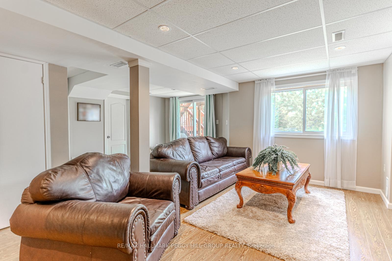 Photo 22 of 20 Dunnett Drive, Barrie, Ardagh — HOMEH