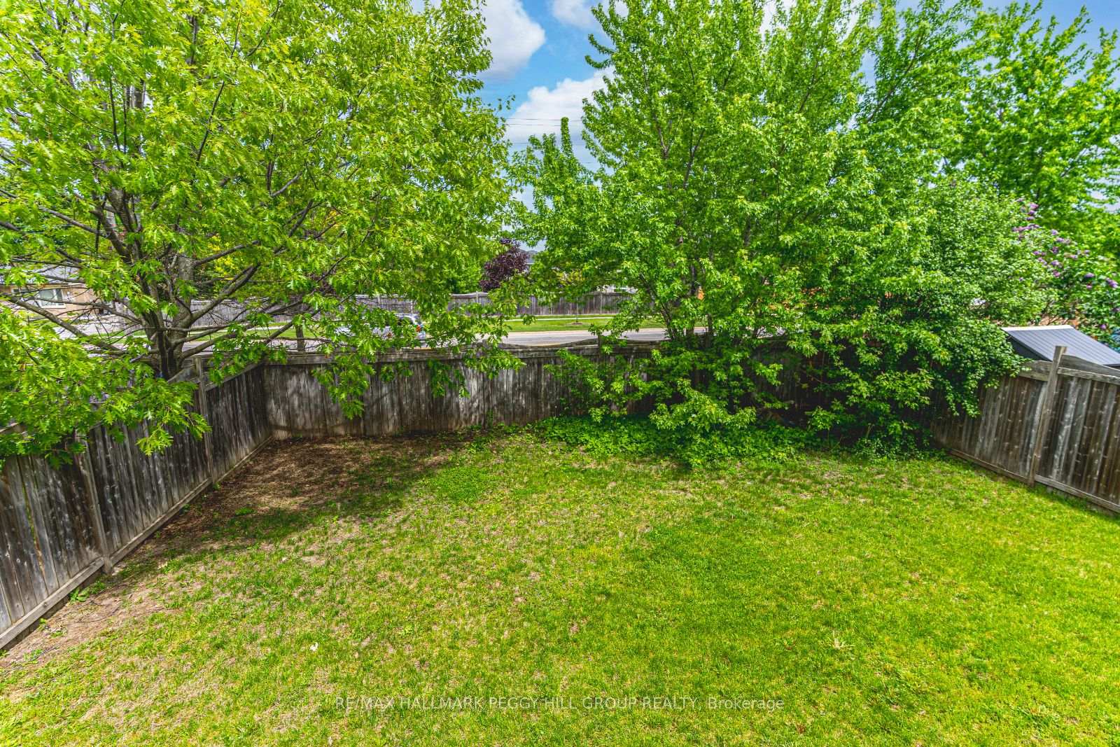 Photo 26 of 20 Dunnett Drive, Barrie, Ardagh — HOMEH