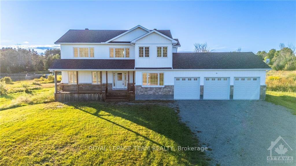 Front of 1124 Perth Road