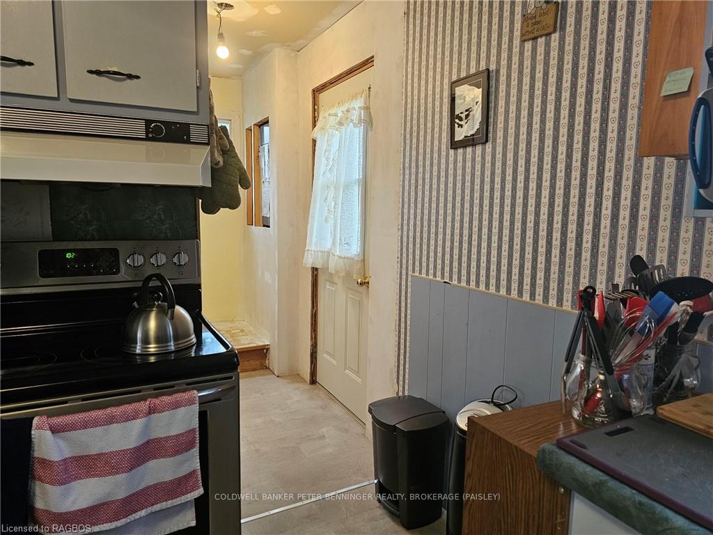 Photo 17 of 184 Victoria Street, Arran-Elderslie — HOMEH