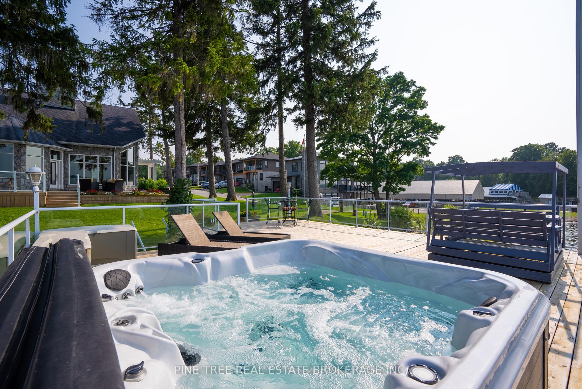 Photo 7 of 409 Coxmill Road, Barrie, South Shore — HOMEH
