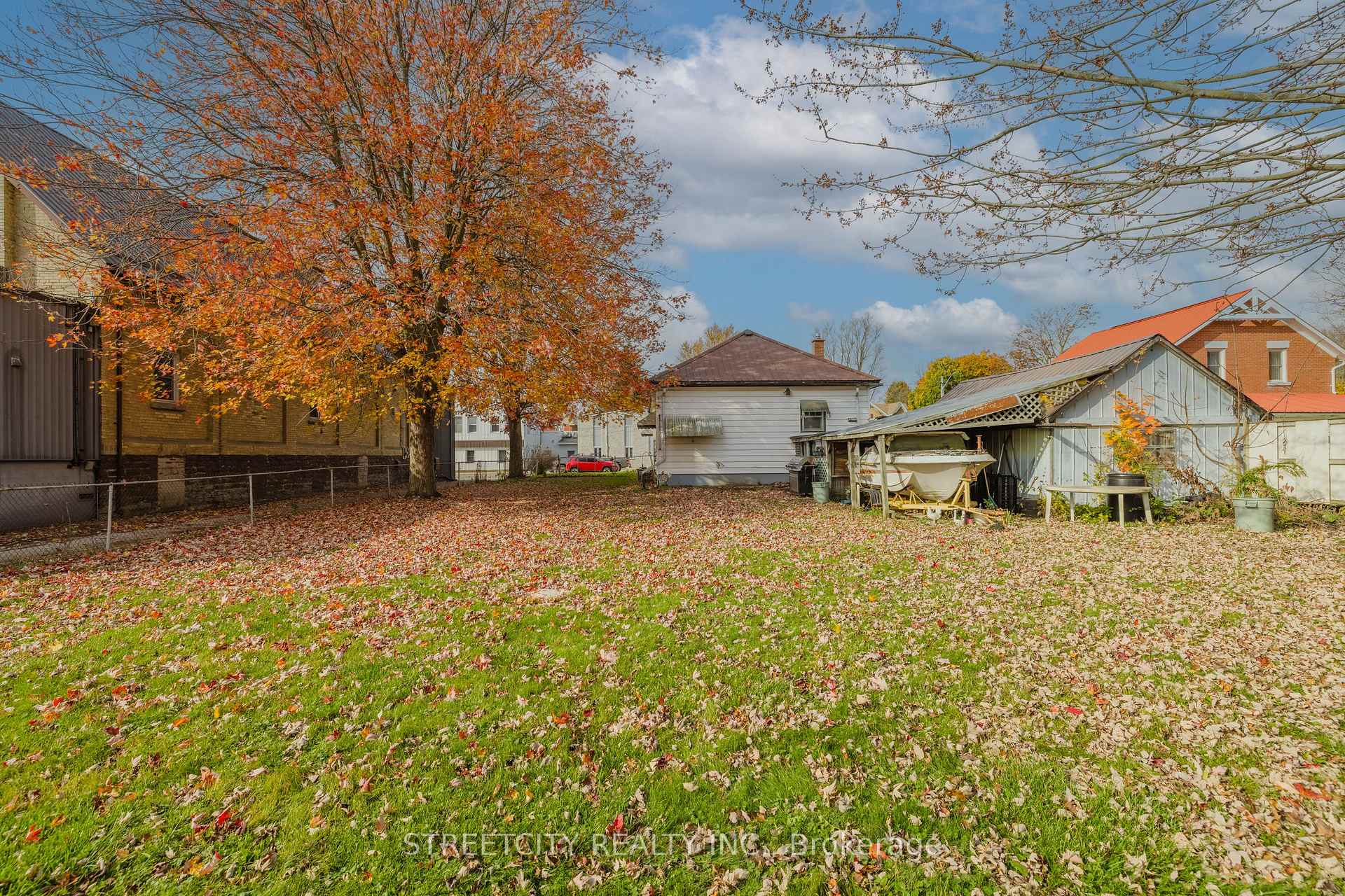 Photo 6 of 225 John Street N, Aylmer — HOMEH