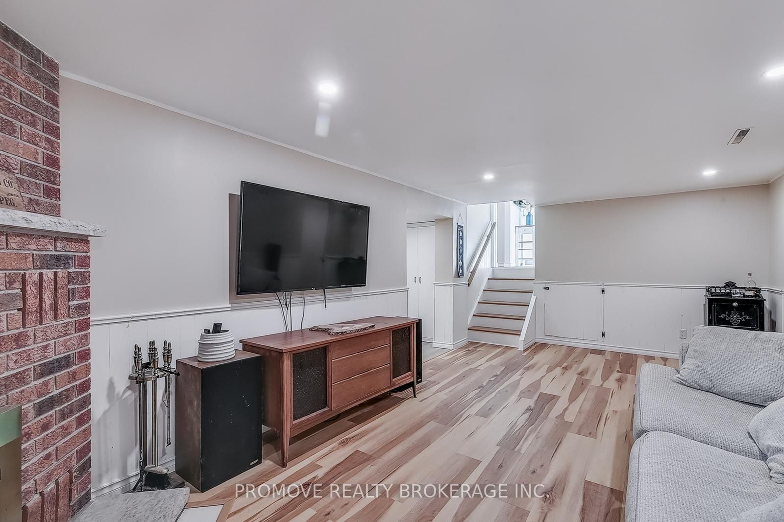 Photo 67 of 78 Devere Drive, Guelph, Dovercliffe Park/Old University — HOMEH