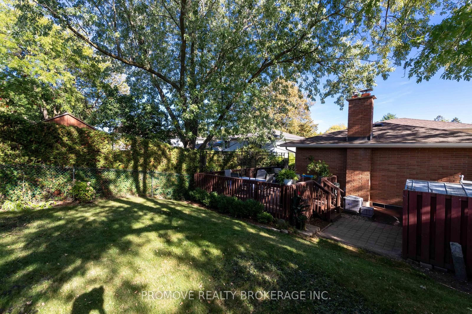 Photo 72 of 78 Devere Drive, Guelph, Dovercliffe Park/Old University — HOMEH