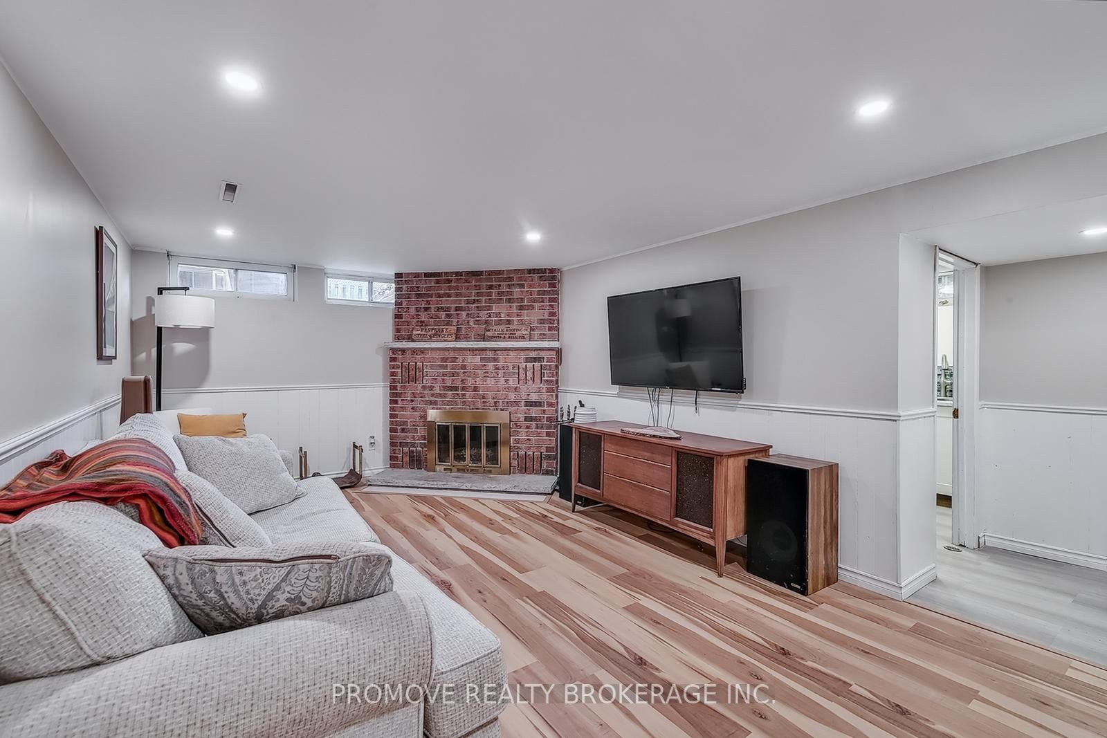 Photo 66 of 78 Devere Drive, Guelph, Dovercliffe Park/Old University — HOMEH
