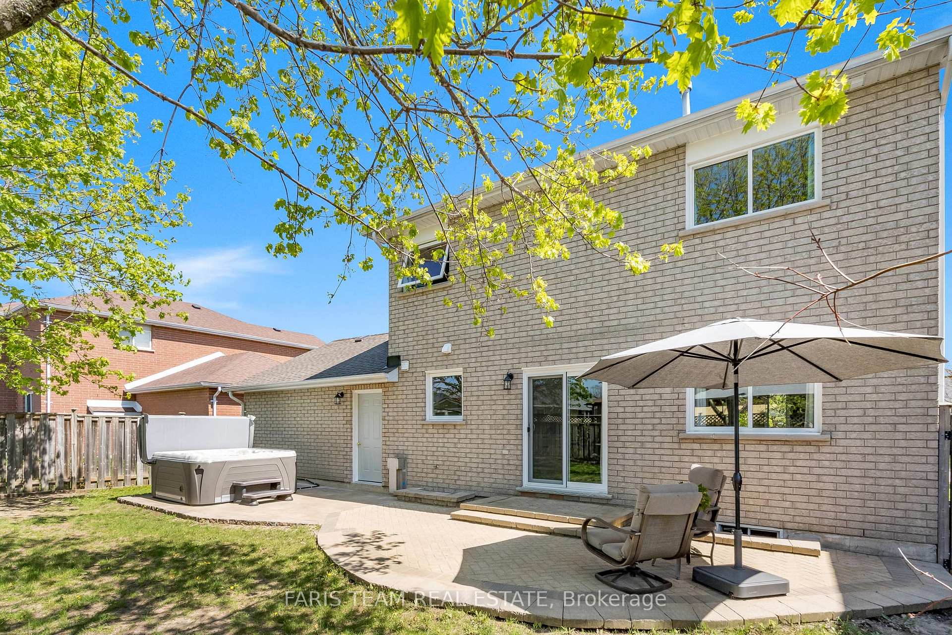 Photo 26 of 22 Watson Drive, Barrie, East Bayfield — HOMEH