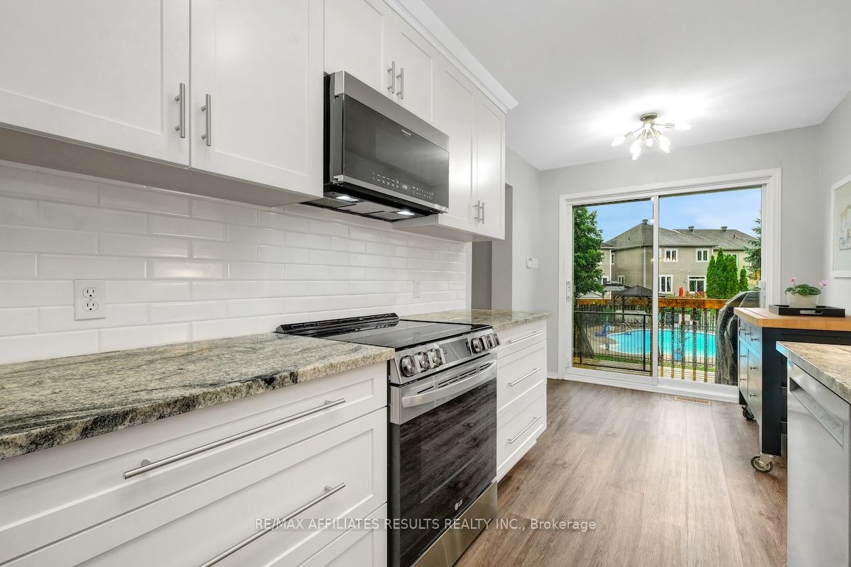 Photo 63 of 97 Flowertree Crescent, Ottawa, Kanata - Emerald Meadows/Trailwest — HOMEH