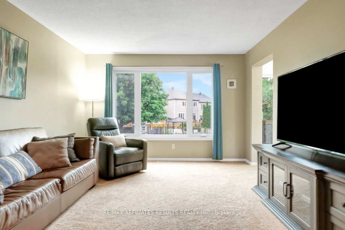 Photo 62 of 97 Flowertree Crescent, Ottawa, Kanata - Emerald Meadows/Trailwest — HOMEH