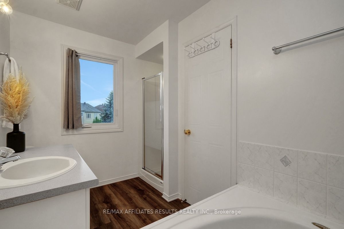Photo 75 of 97 Flowertree Crescent, Ottawa, Kanata - Emerald Meadows/Trailwest — HOMEH